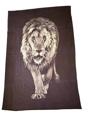 Lion Prowling Plush Blanket Made In Spain Revert Brand Reve Measures 80 x 53